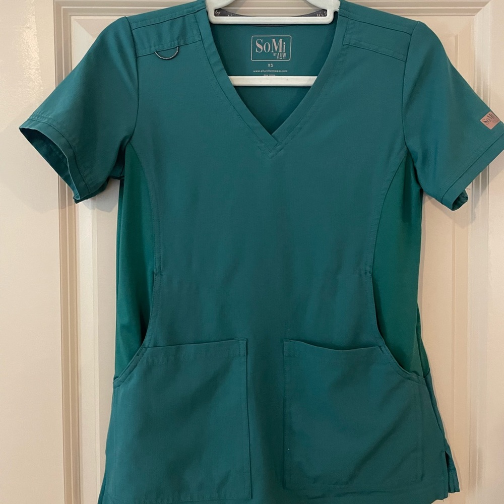 Womens scrubs set